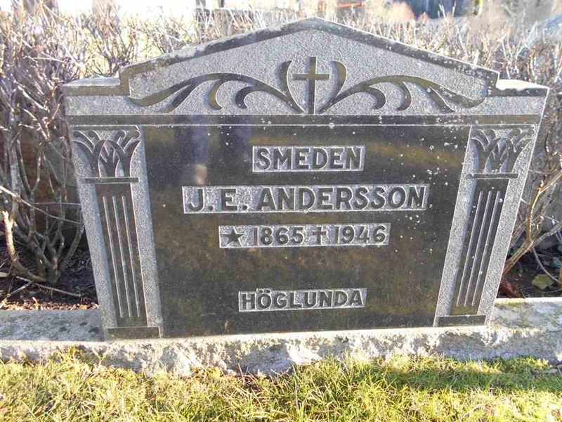 Grave number: ÖD 002    26A-C