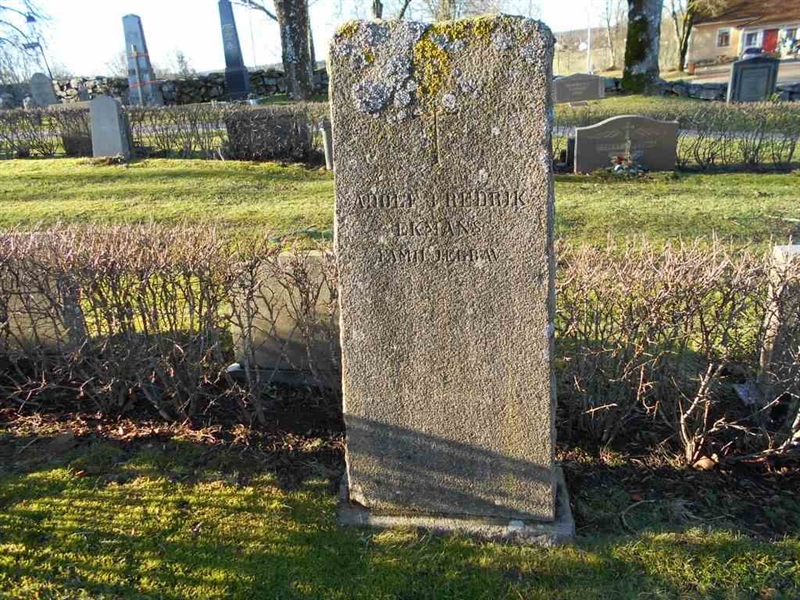 Grave number: ÖD 003    44A-D