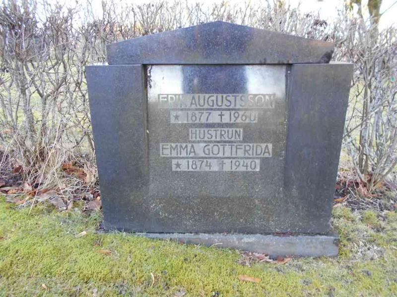 Grave number: ÖD 004    65A-B