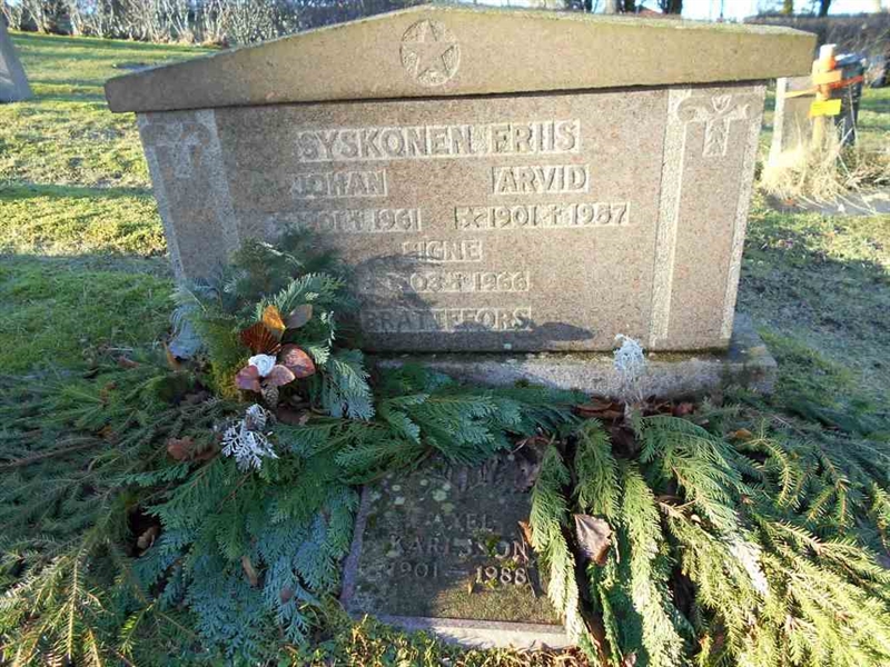 Grave number: ÖD 005    65-67