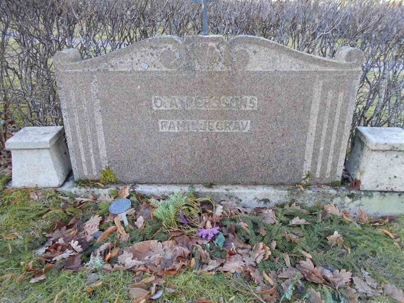 Grave number: ÖD 006    25A-B