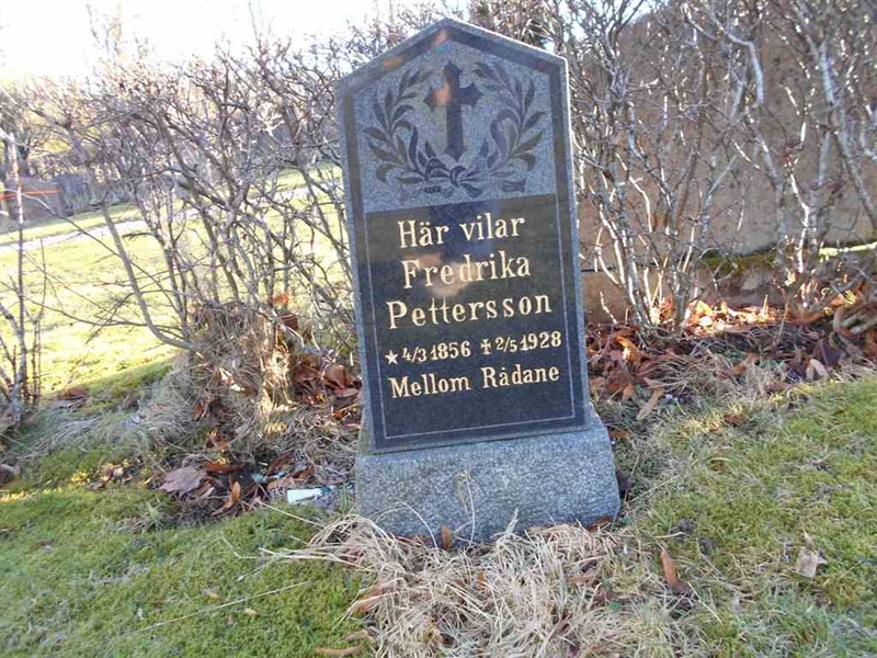 Grave number: ÖD 004    17