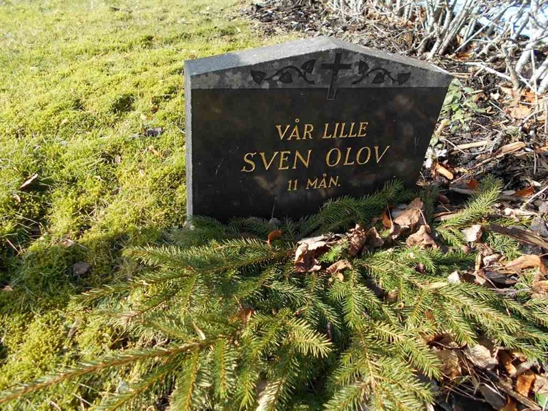 Grave number: FÄ 015    47A-C