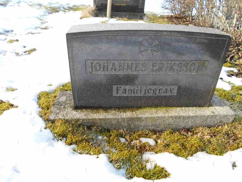 Grave number: FÄ 012   106A-B