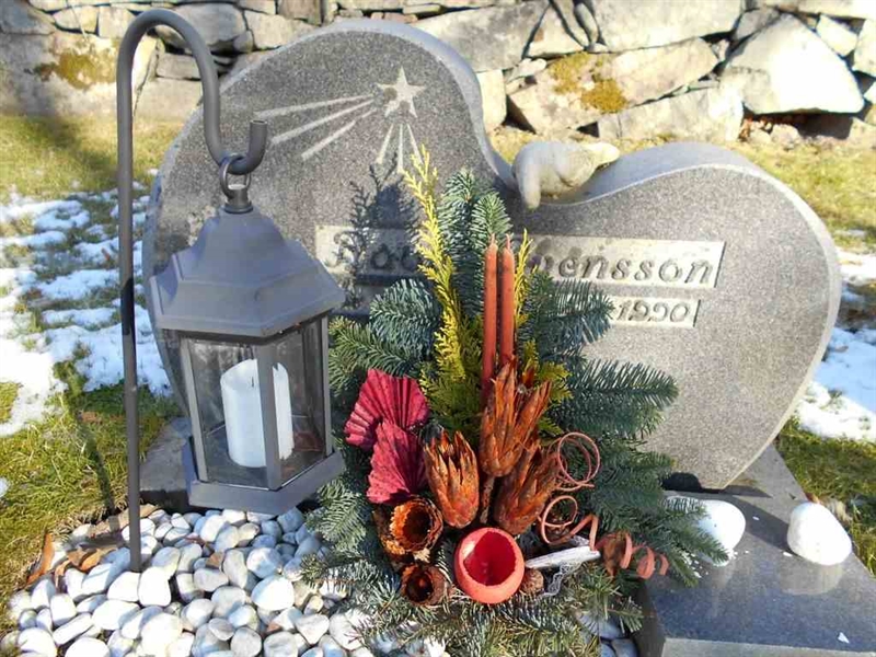 Grave number: FÄ 030     9