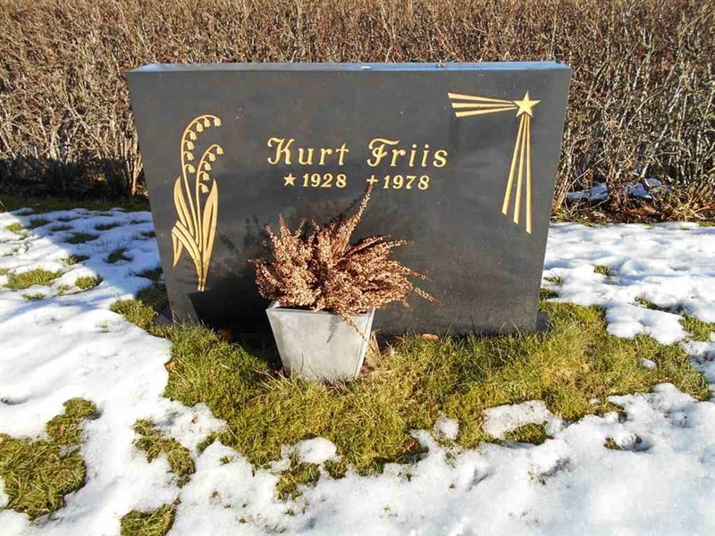 Grave number: FÄ 026   135A-B