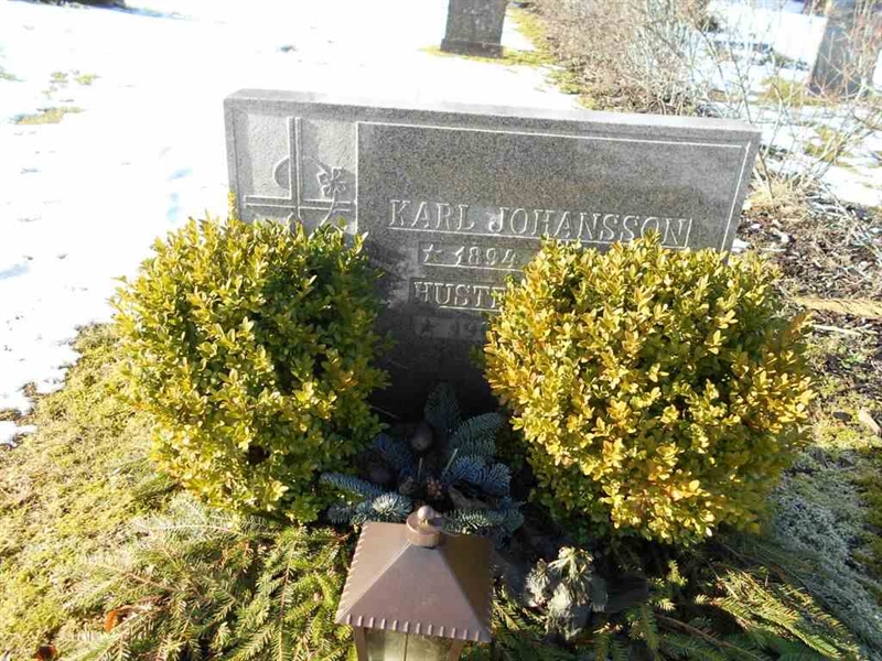 Grave number: FÄ 012   112A-B