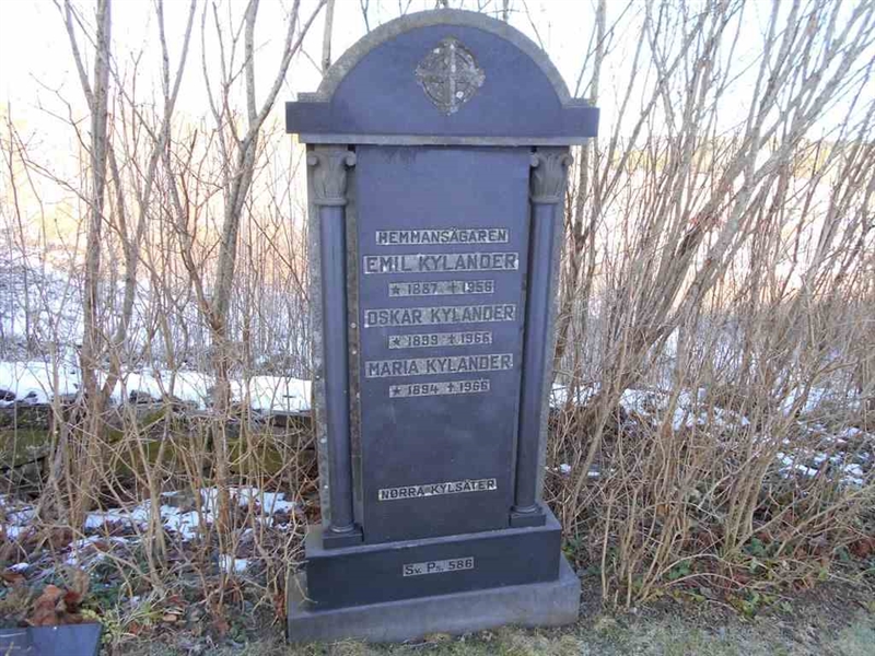 Grave number: FÄ 008    24A-J