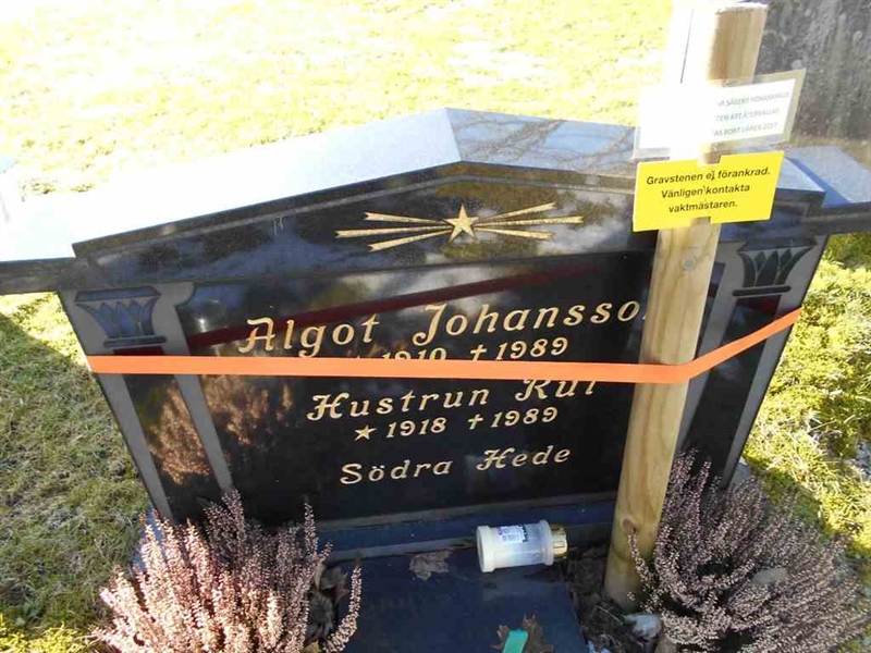 Grave number: FÄ 031    43