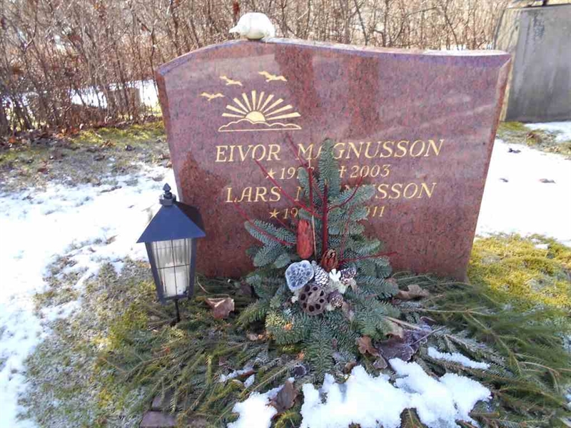 Grave number: FÄ 032    25