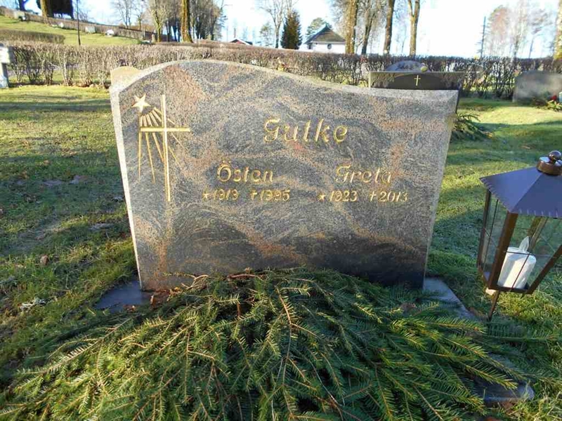 Grave number: ÖD 007   112-113