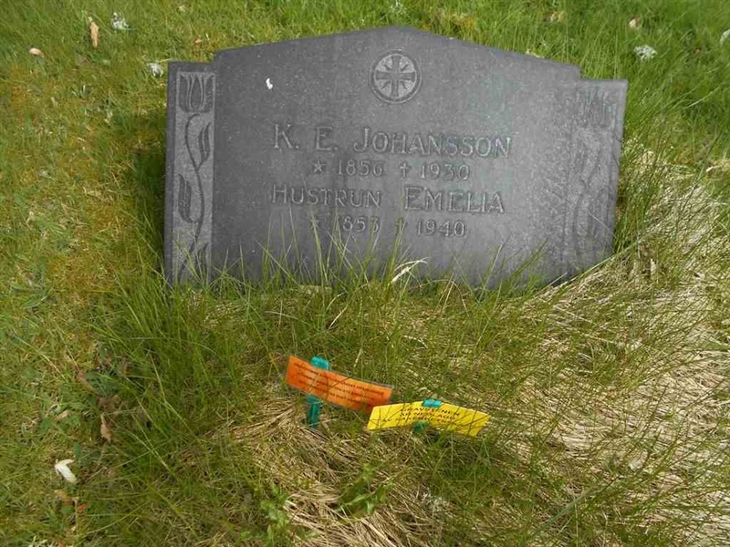 Grave number: FÄ 017     3A-F