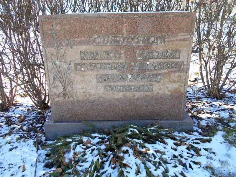 Grave number: FÄ 025    18-19