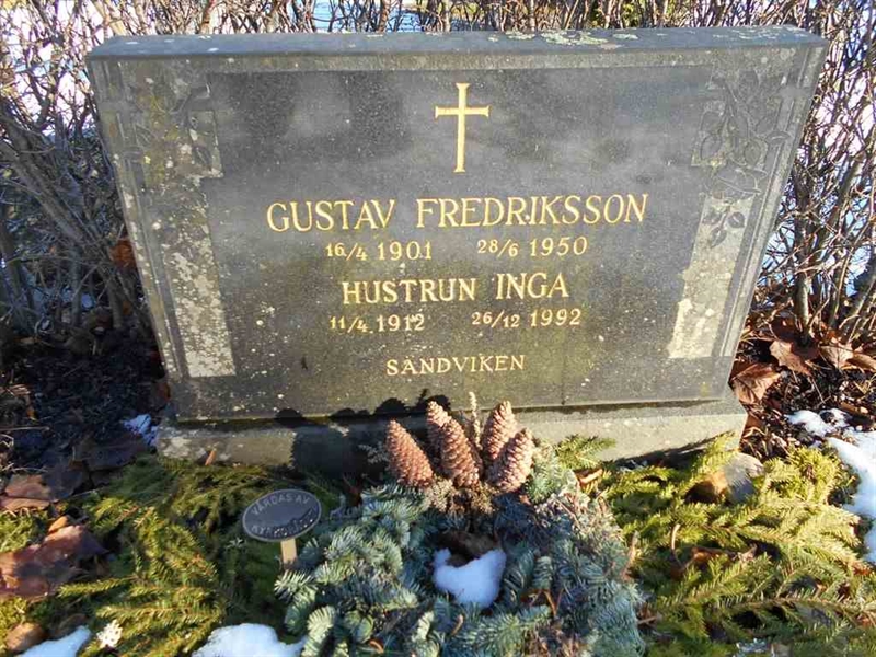 Grave number: FÄ 022    36-37