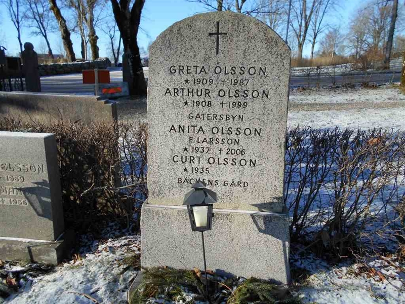 Grave number: FÄ 019   112A-C