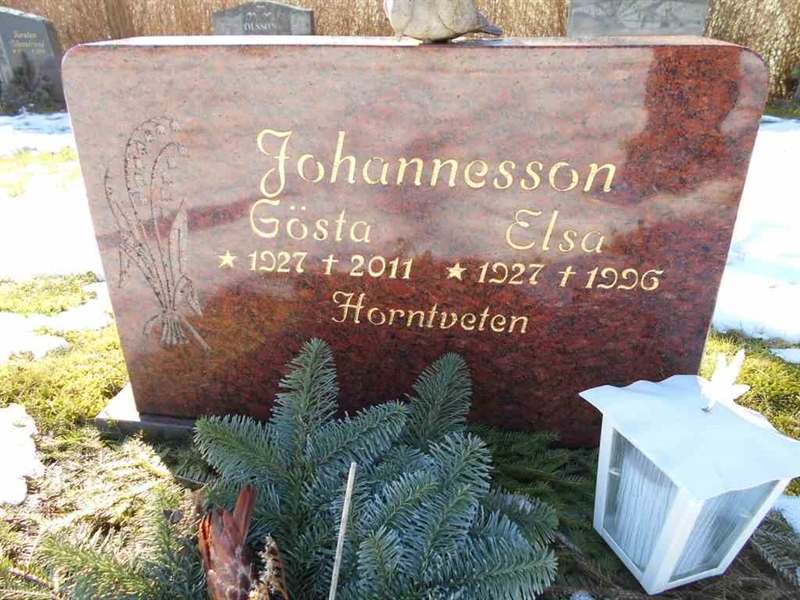 Grave number: FÄ 032     8