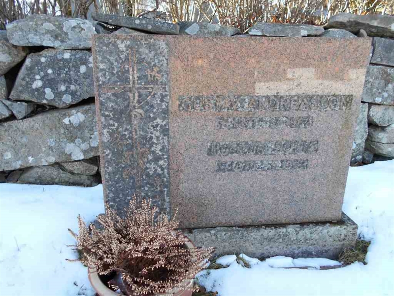 Grave number: FÄ 026    18-20