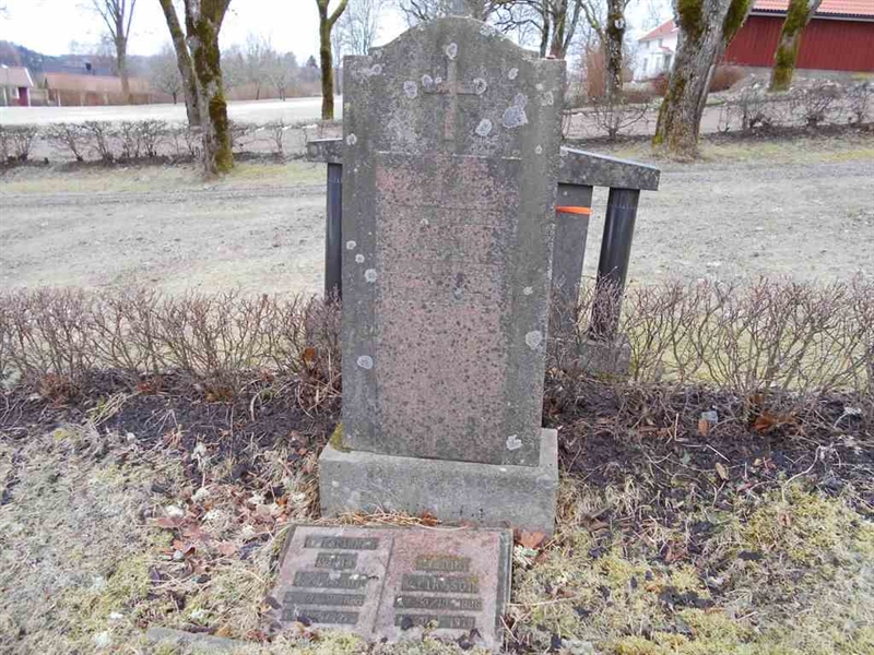 Grave number: FÄ 018    57A-C