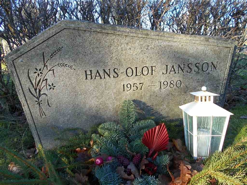 Grave number: ÖD 007    92-94