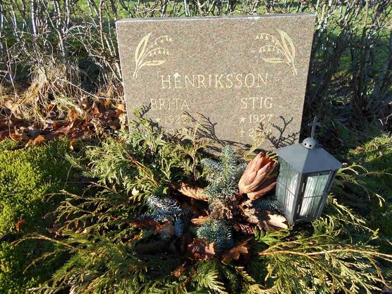 Grave number: ÖD 007     8-9