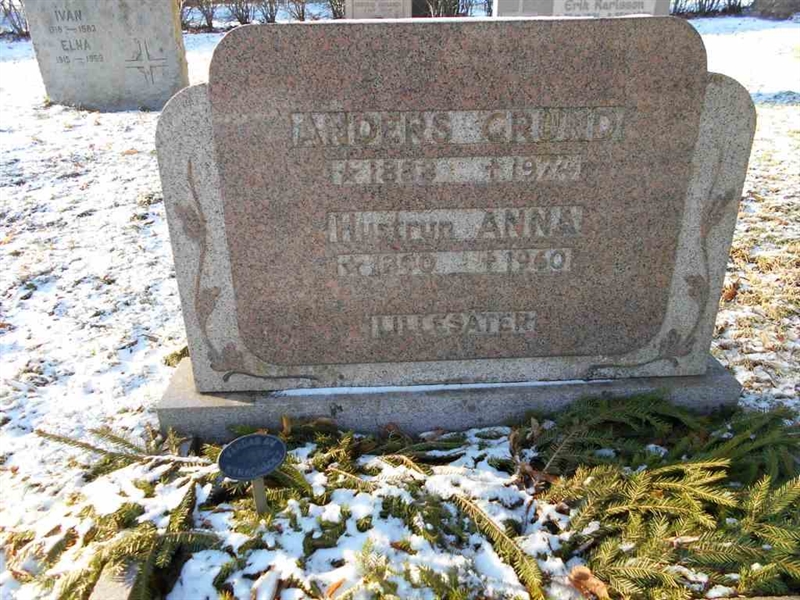 Grave number: FÄ 027    33-34