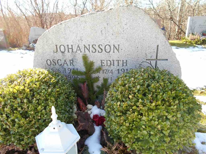 Grave number: FÄ 032     3