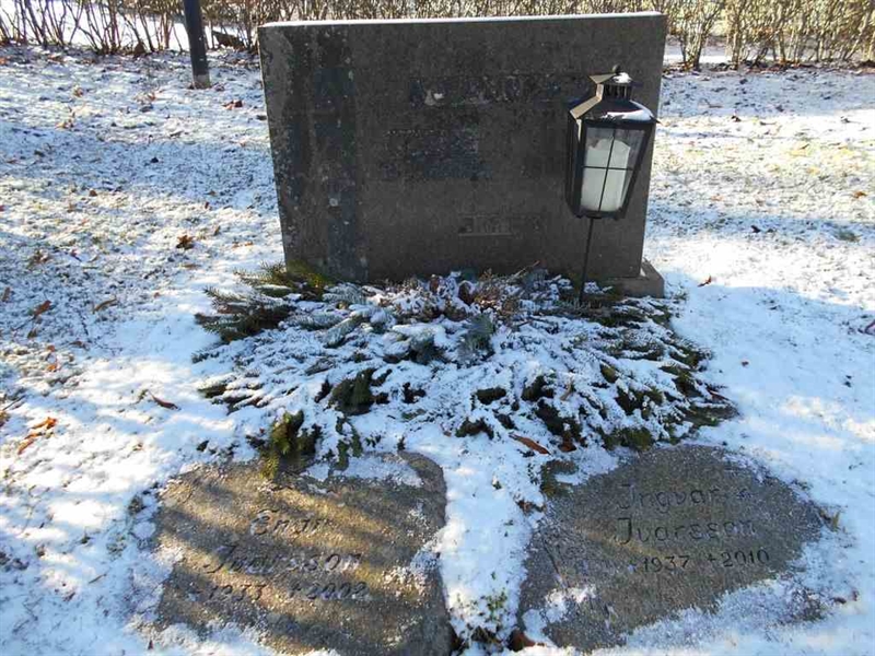 Grave number: FÄ 028    53-54