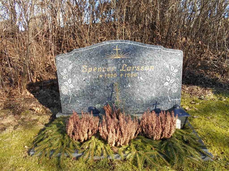 Grave number: FÄ 032   151