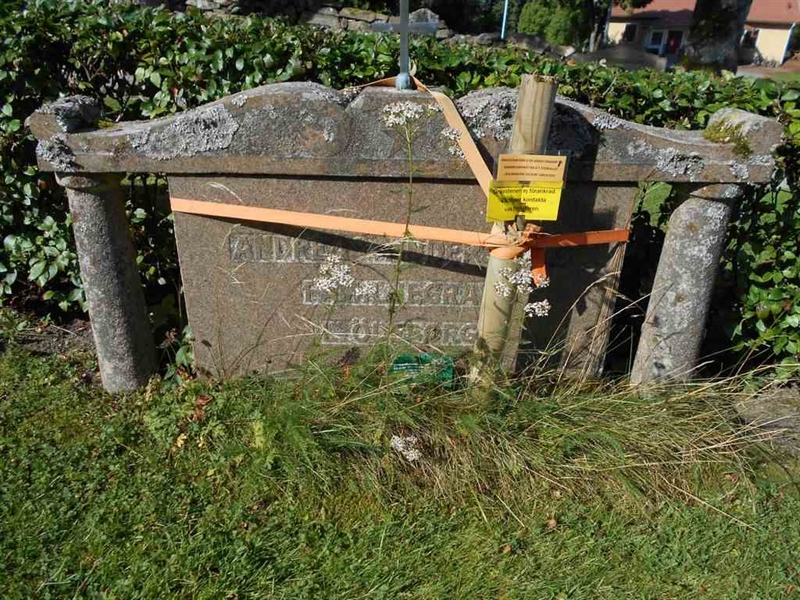 Grave number: ÖD 003    23A-B