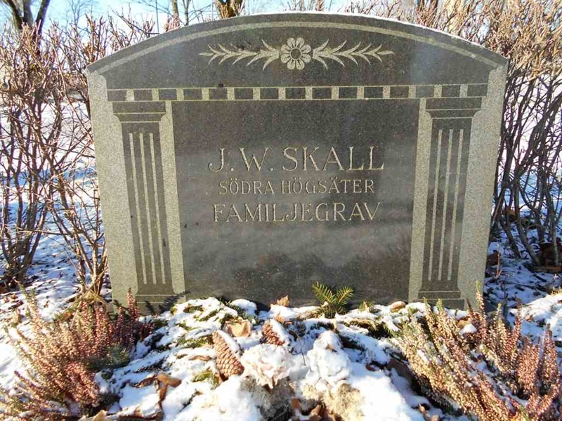 Grave number: FÄ 019   122A-F