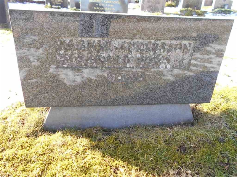 Grave number: FÄ 020   170-172