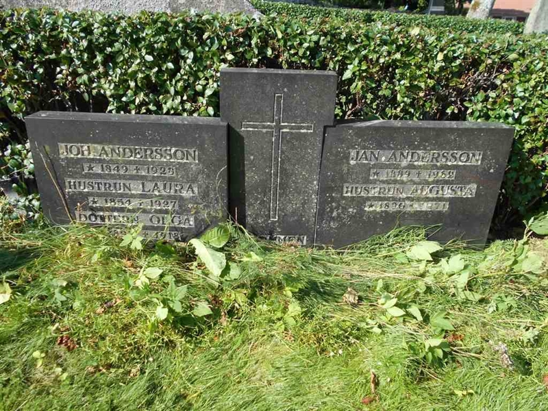 Grave number: ÖD 003    39A-C
