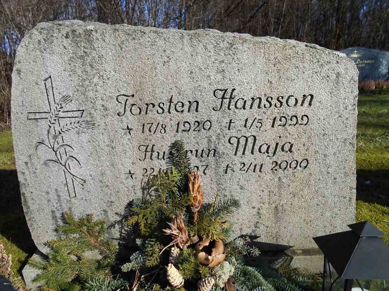 Grave number: FÄ 032   183