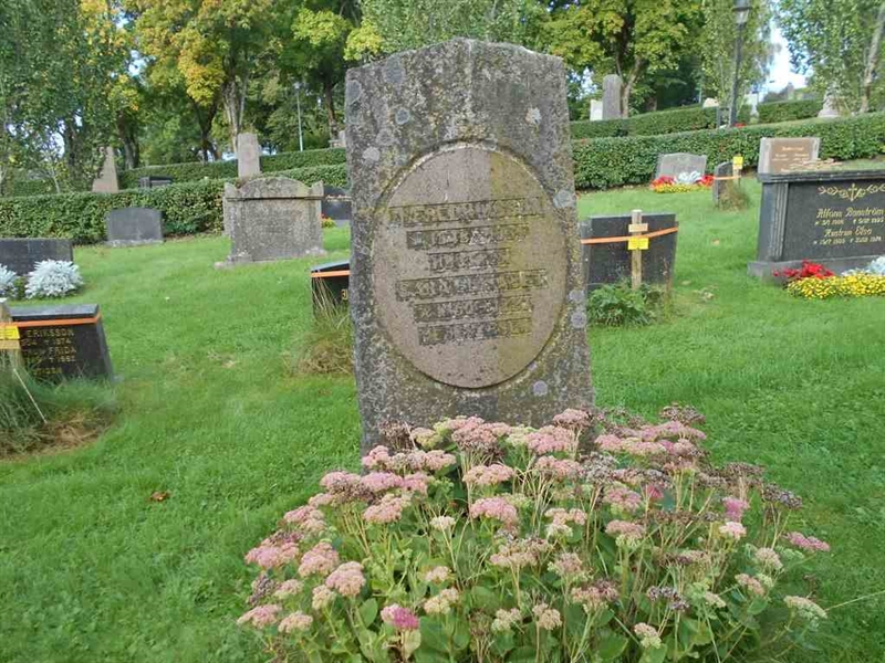 Grave number: FÄ 020   154-155