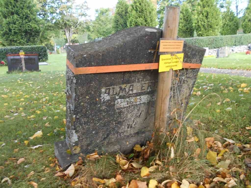 Grave number: FÄ 027    57