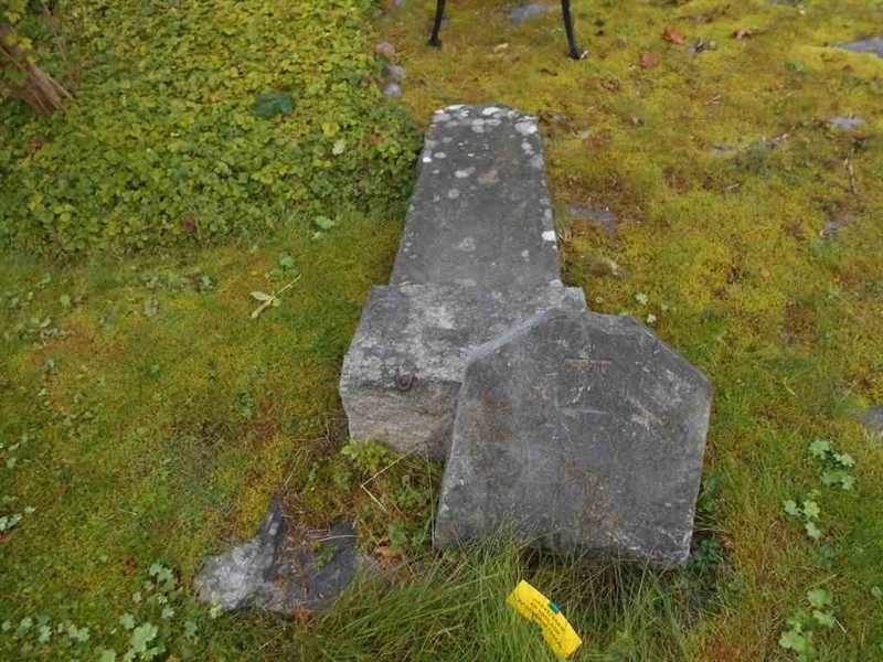 Grave number: FÄ 003   125