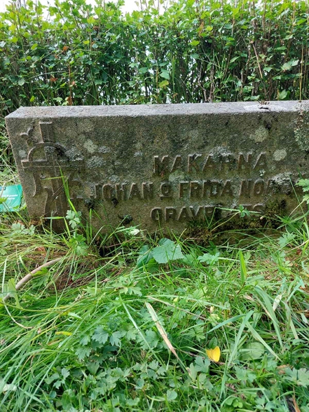 Hautatunnus: 1 J   041