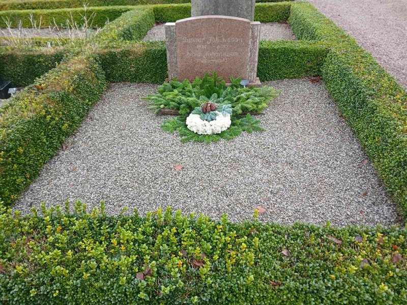 Hautatunnus: Si I     1, 2