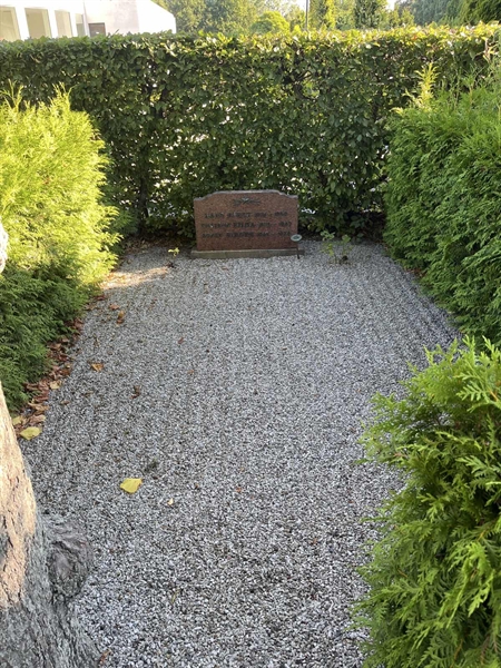 Grave number: NK IX   123