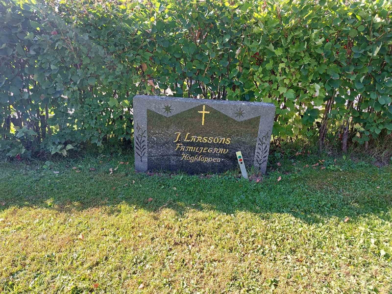 Grave number: K D    46