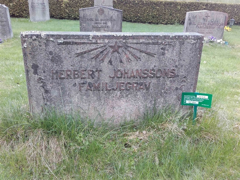 Grave number: KA 01    62