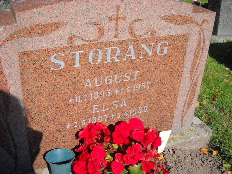 Grave number: 3 MB 18 28-29