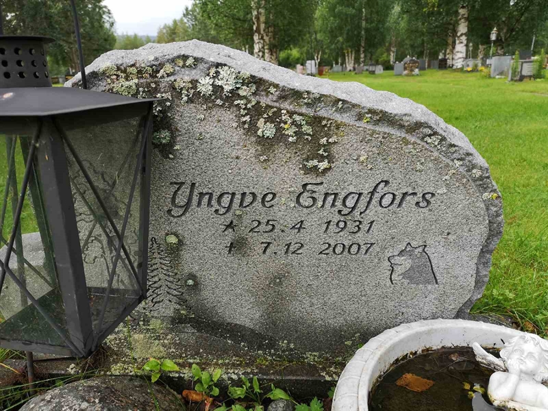 Grave number: NK 17   113