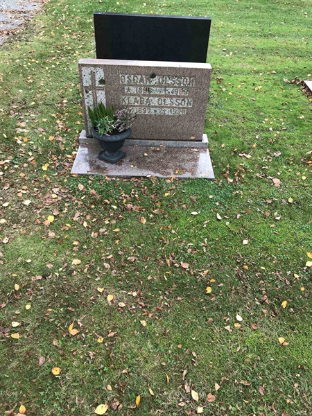 Grave number: SN 01    77