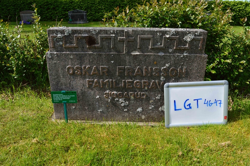 Grave number: LG T    46, 47