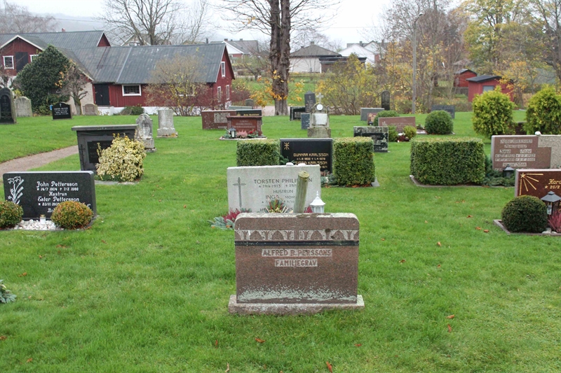 Grave number: ÖKK 2   191, 192