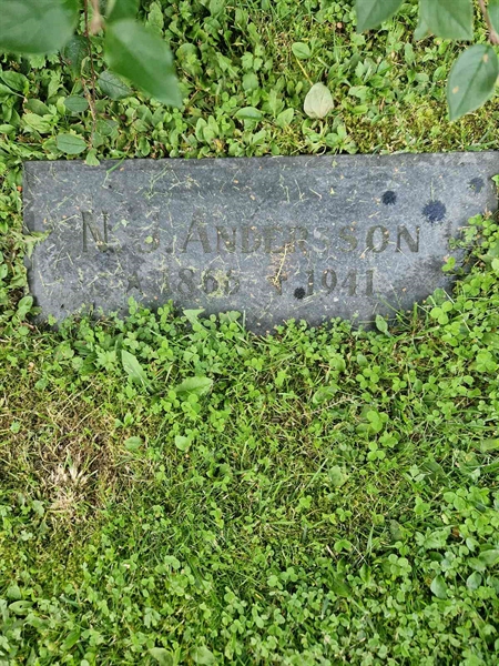 Grave number: 1 12    30b