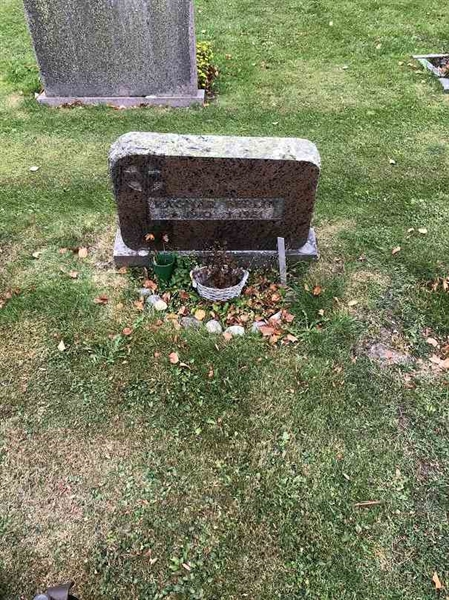 Gravnummer: BK S    10