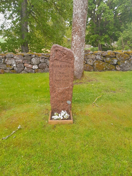 Grave number: ROG J   16