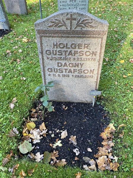 Hautatunnus: 1 H   453